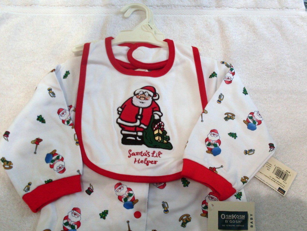 '.Infant Footed Sleeper Santa.'