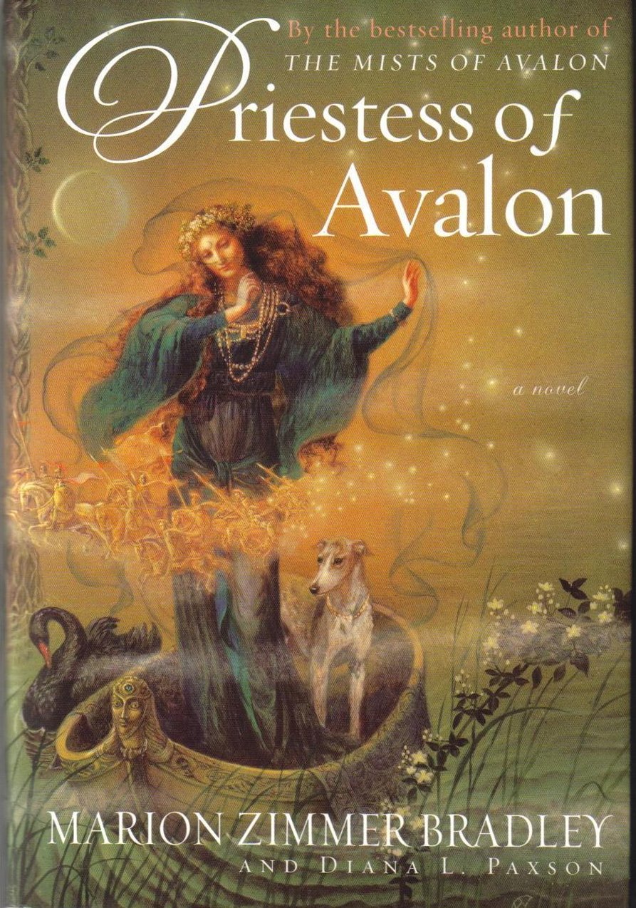Priestess of Avalon by Marion Zimmer Bradley HCDJ