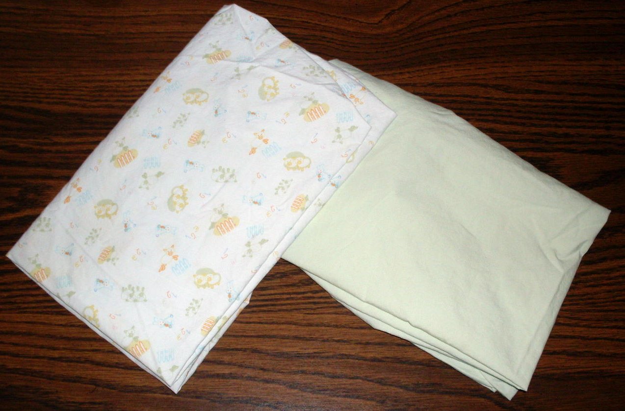 Crib sheets lot of 2 boy or girl  27 X 35 for Bassinet or Porta-crib