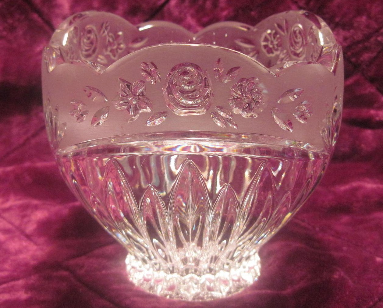 Oneida Crystal Southern Garden Potpourri Candle Holder 