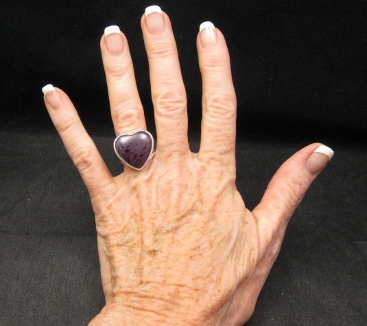 Image 2 of Navajo Orville Tsinnie Native American Sugilite Heart Silver Ring sz6-1/2