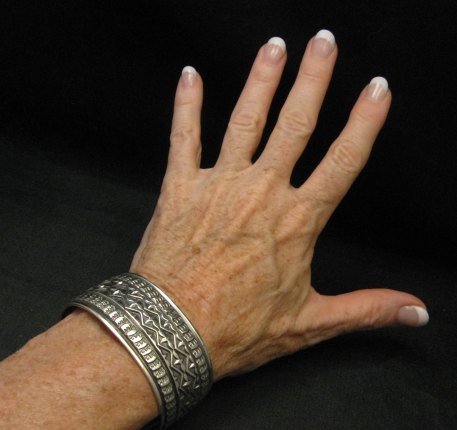 Image 5 of Sunshine Reeves ~ Navajo ~ Stamped Sterling Silver 1-1/4 inch Wide Bracelet