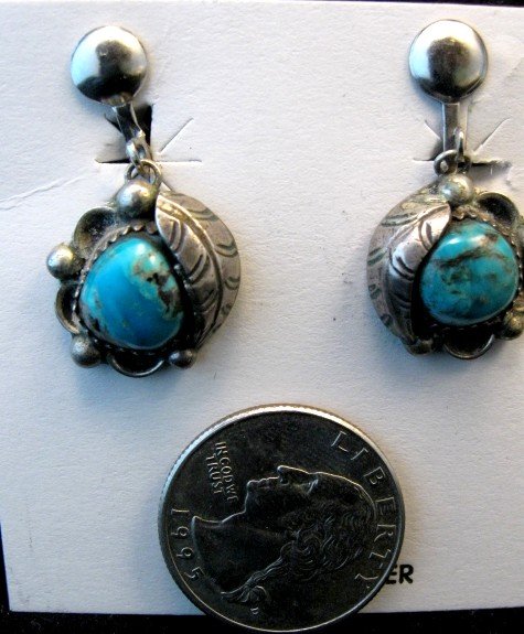 Image 1 of Vintage Navajo Indian Turquoise Silver Earrings Screw-backs