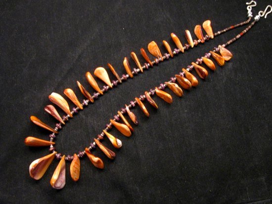Image 3 of Unique Everett & Mary Teller Navajo Lions Paw Shell Necklace