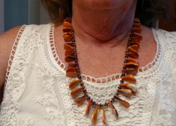 Mary Teller Navajo Lions Paw Shell Necklace