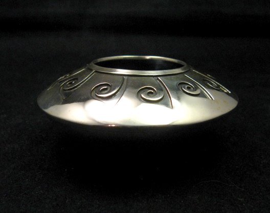 Image 2 of Navajo Native American Sterling Silver Seed Pot, Everett & Mary Teller 