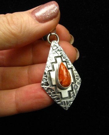Image 4 of Navajo Spiny Oyster Fashion Cut Hammered Silver Pendant, Everett Mary Teller