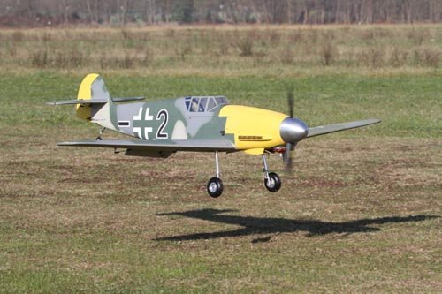 giant model airplane