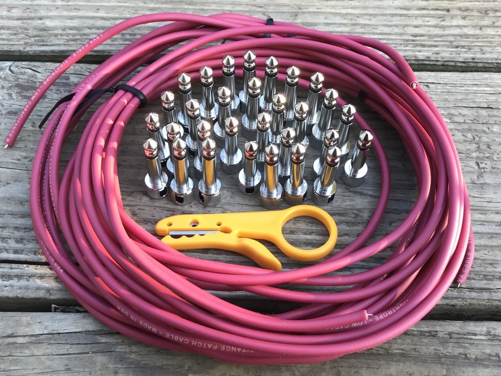 Image 0 of LAVA Cable Solder-Free Pedalboard Kit XXL - 30ft, 30 Right Angle Plugs RED