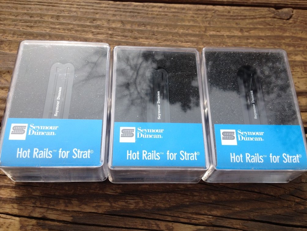 Image 0 of Seymour Duncan SHR-1 Strat Hot Rails Set Black 2x SHR-1n / 1x SHR-1b Humbucker